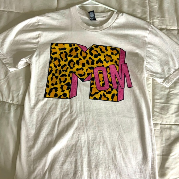Tops - Mom Tee